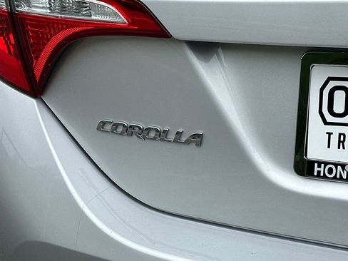 Used 2015 Toyota Corolla S FWD image 4