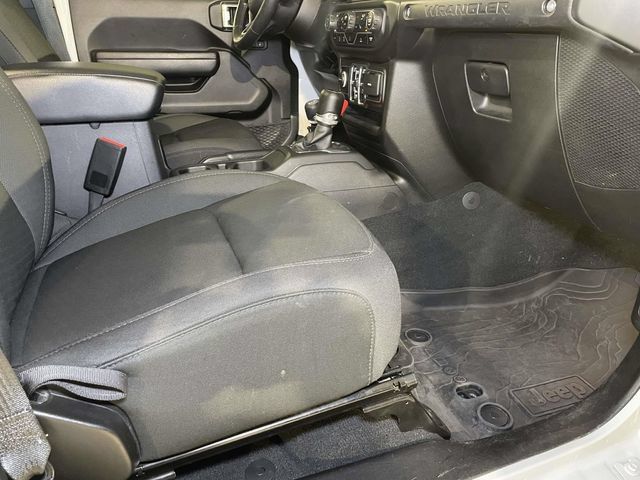 Used 2022 Jeep Wrangler Unlimited Sport AWD/4WD image 21