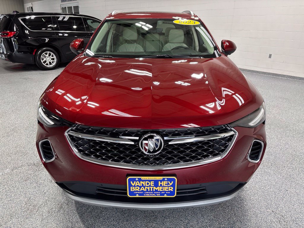 Used 2023 Buick Envision Avenir AWD/4WD image 2