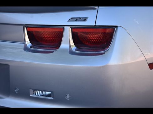 Used 2010 Chevrolet Camaro SS w/ RS Package RWD image 45