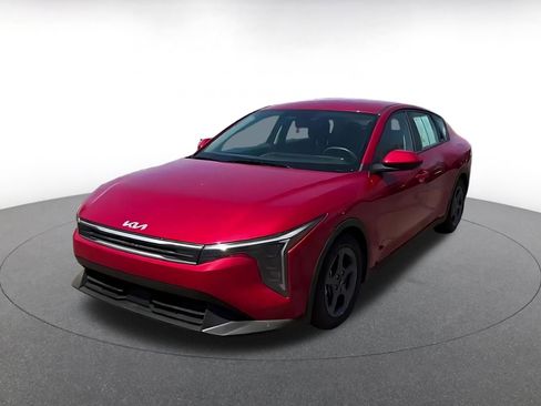 Used 2025 Kia K4 FWD image 7