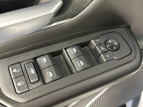 Certified 2025 RAM 1500 Big Horn AWD/4WD image 27