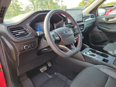 Certified 2024 Ford Escape ST-Line w/ Tech Pack #1 AWD/4WD image 11