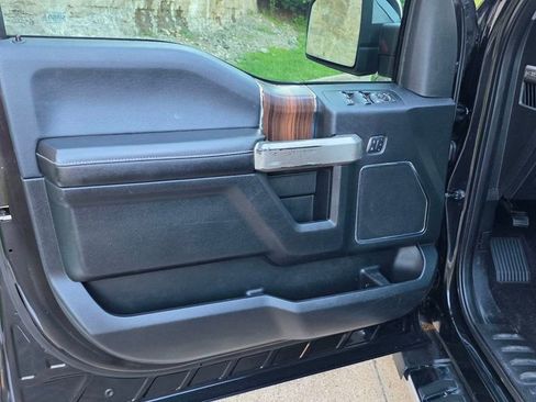 Used 2015 Ford F150 Lariat w/ Equipment Group 502A Luxury RWD image 22