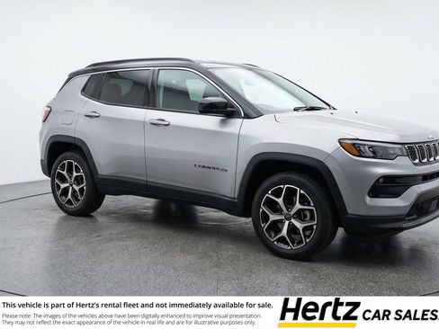 Used 2025 Jeep Compass Limited image 1