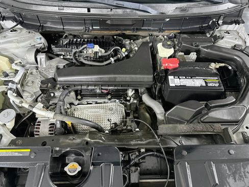 Used 2016 Nissan Rogue S w/ S Family Package FWD image 31