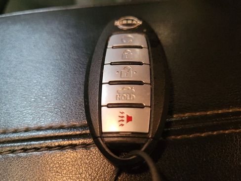 Used 2024 Nissan Altima 2.5 SL FWD image 32