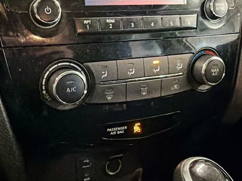 Used 2017 Nissan Rogue Sport S w/ S Appearance Package image 15