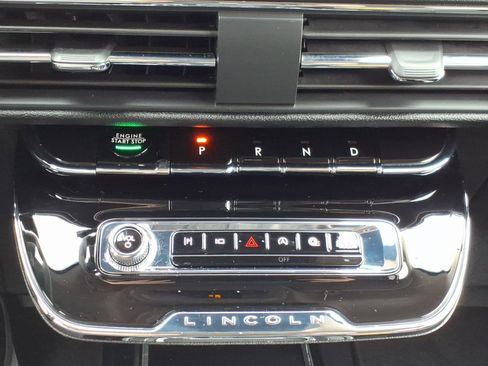 Used 2023 Lincoln Corsair AWD w/ Equipment Group 101A image 18