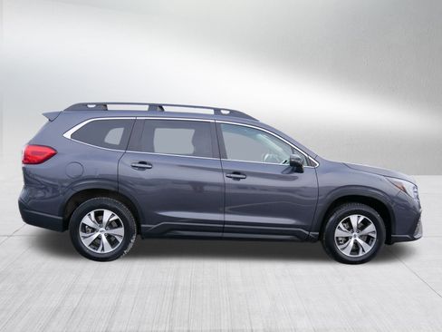 Used 2023 Subaru Ascent Premium w/ Convenience Package image 8
