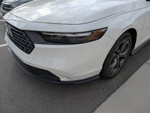 Used 2023 Honda Accord EX image 7