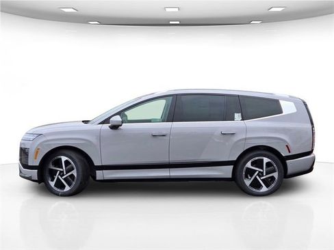 New 2026 Hyundai Ioniq 9 Calligraphy AWD/4WD image 5