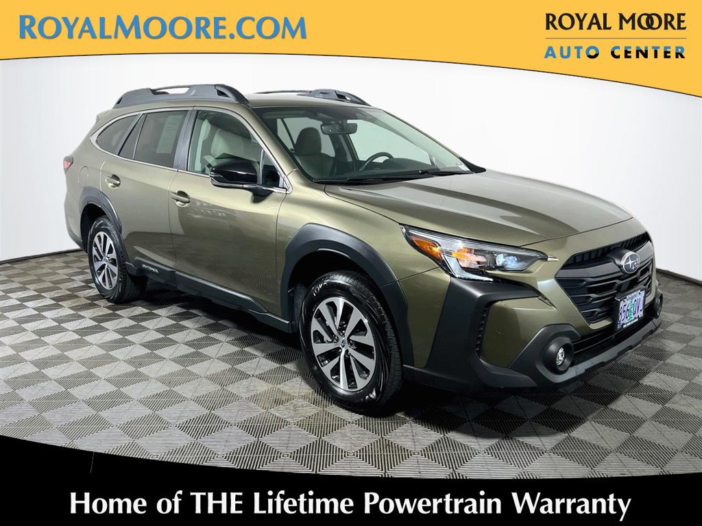 Certified 2025 Subaru Outback Premium AWD/4WD image 1