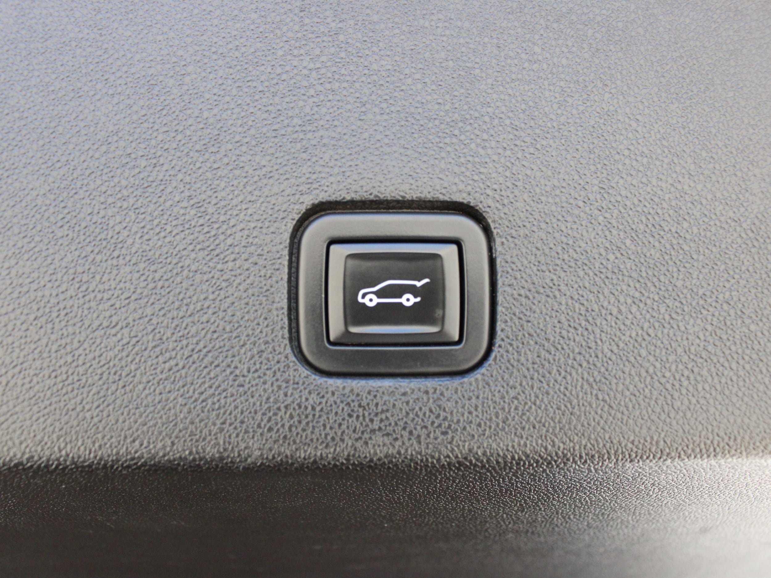 Used 2020 Cadillac XT6 Premium Luxury w/ Platinum Package AWD/4WD image 43
