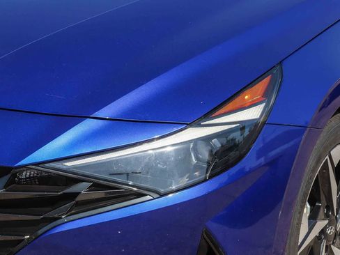 Certified 2023 Hyundai Elantra Limited w/ Cargo Package image 7