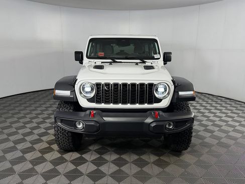 Used 2026 Jeep Wrangler Unlimited Rubicon AWD/4WD image 4