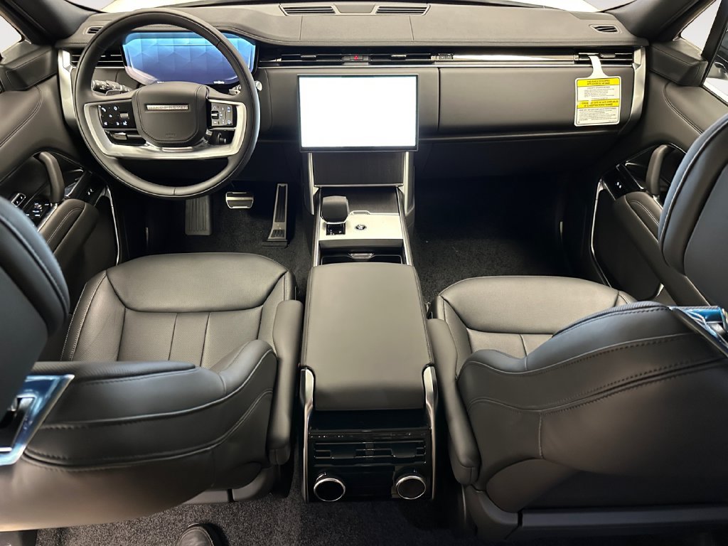 New 2026 Land Rover Range Rover Long Wheelbase SE AWD/4WD image 10