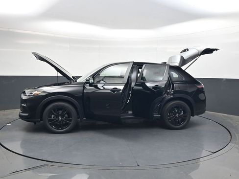New 2026 Honda HR-V Sport image 34