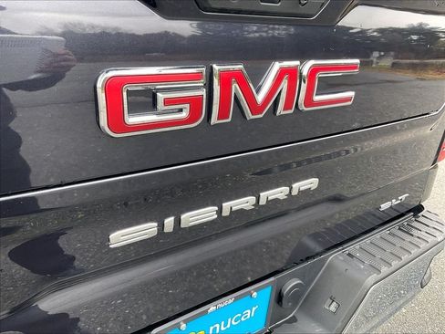 Used 2025 GMC Sierra 1500 SLT AWD/4WD image 27