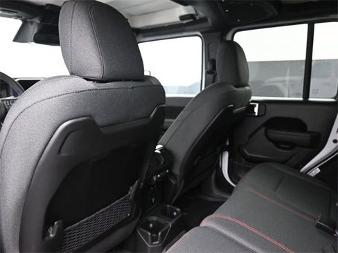 New 2026 Jeep Wrangler Unlimited Rubicon w/ Steel Bumper Group image 16