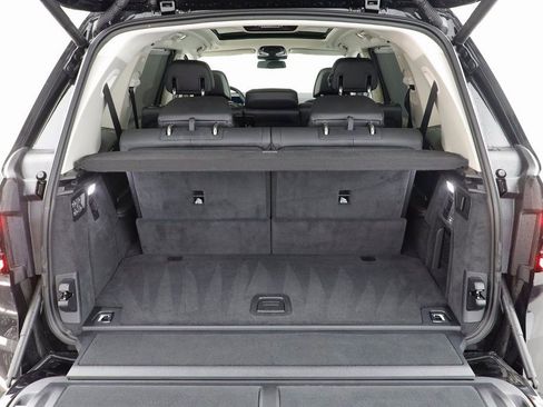 Used 2025 BMW X7 xDrive40i image 18