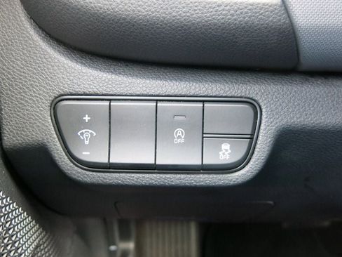 Used 2024 Kia Seltos LX AWD/4WD image 24