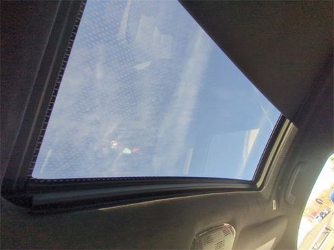 Certified 2023 BMW X7 xDrive40i w/ Executive Package image 23