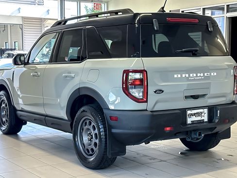Certified 2021 Ford Bronco Sport Badlands w/ Badlands Package AWD/4WD image 6