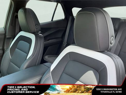 Used 2024 Chevrolet Blazer EV LT AWD/4WD image 28