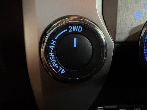 Certified 2021 Toyota Tundra SR5 AWD/4WD image 14