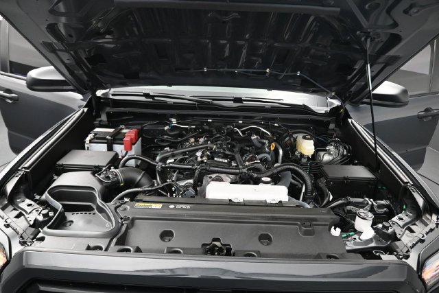 Used 2026 Toyota 4Runner SR5 RWD image 21