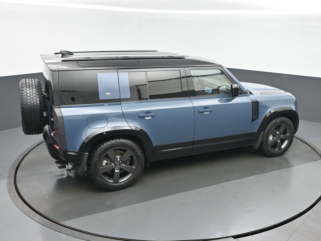 Used 2020 Land Rover Defender 110 SE AWD/4WD image 37