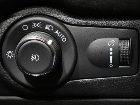 Used 2022 Dodge Durango SRT w/ Premium Interior Group AWD/4WD image 15