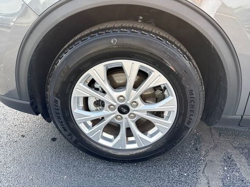 Used 2023 Ford Escape Active w/ Cold Weather Package image 18