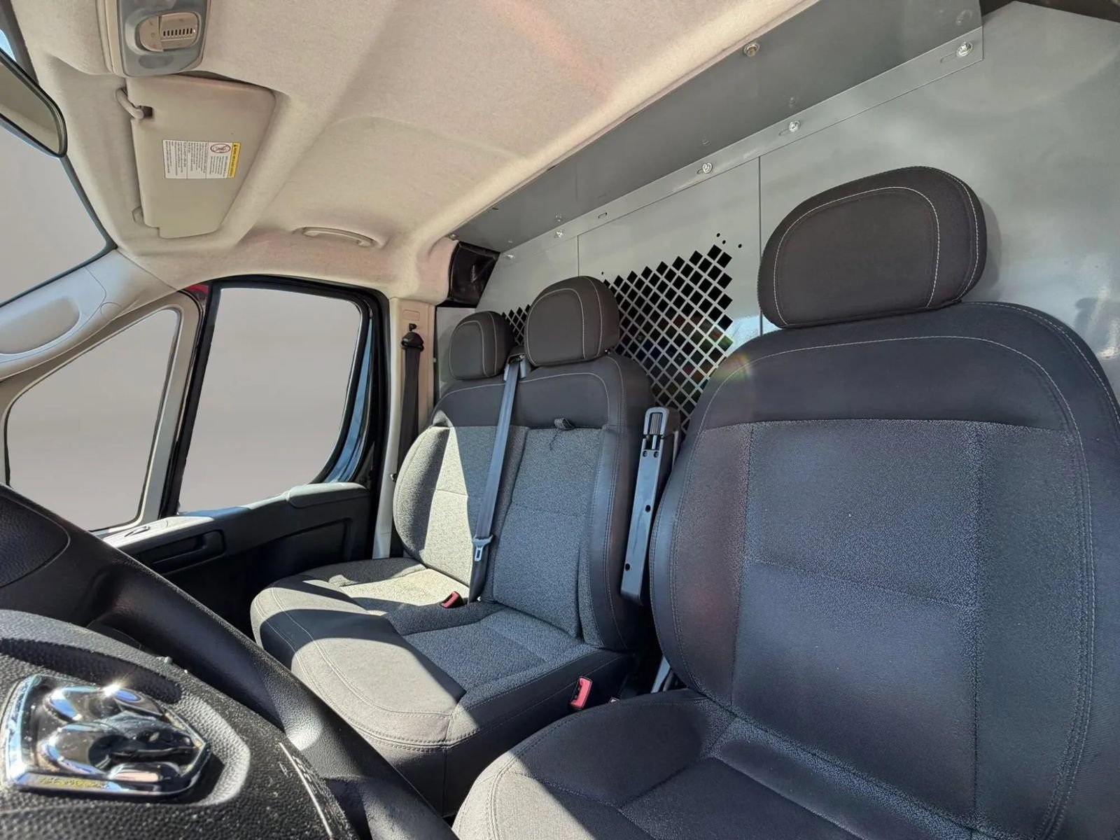 Used 2018 RAM ProMaster 1500 FWD image 11