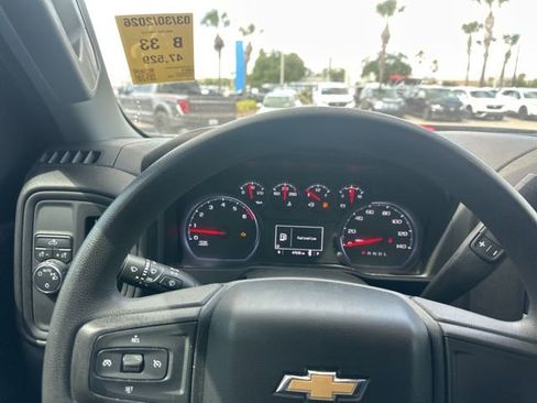 Used 2021 Chevrolet Silverado 1500 Custom image 22