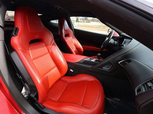 Used 2014 Chevrolet Corvette Stingray Coupe w/ 2LT Preferred Equipment Group image 32