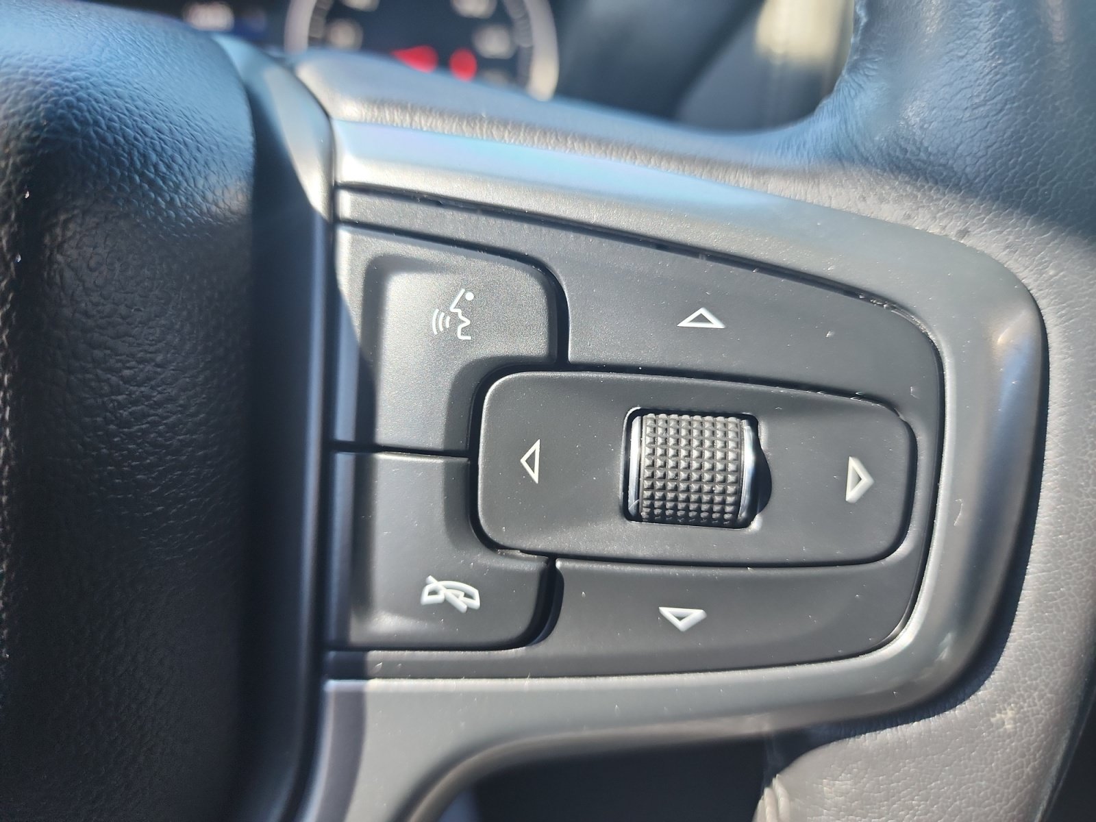 Used 2020 Chevrolet Silverado 1500 RST w/ All-Star Edition RWD image 18