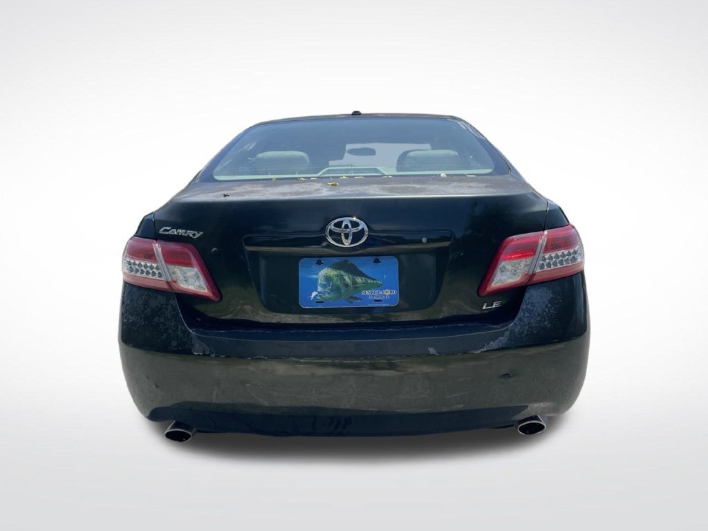 Used 2010 Toyota Camry LE FWD image 7