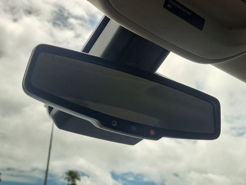 Used 2020 Chevrolet Colorado LT w/ Safety Package image 30