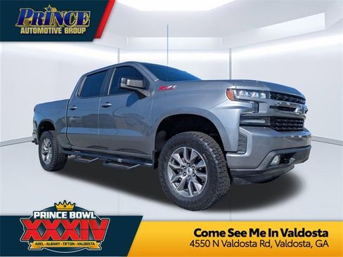 Used 2021 Chevrolet Silverado 1500 RST image 1