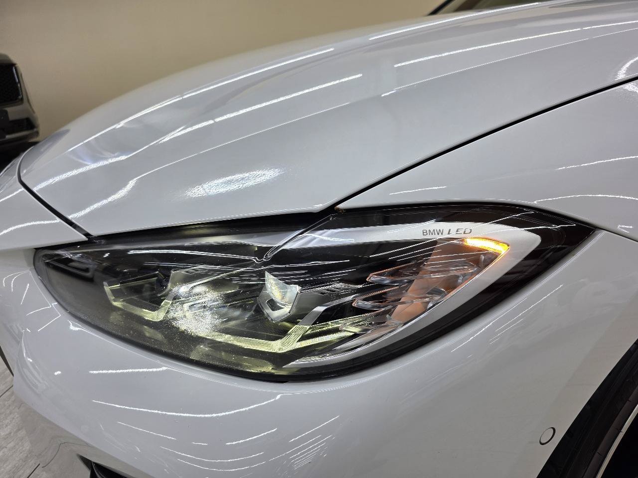Used 2023 BMW M440i Coupe w/ Parking Assistance Package RWD image 10