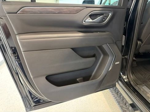 Used 2023 Chevrolet Suburban Z71 AWD/4WD image 47