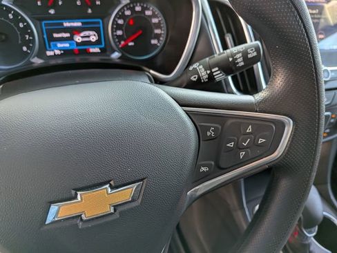 Used 2022 Chevrolet Equinox LT image 20