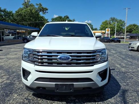 Used 2020 Ford Expedition XLT w/ Equipment Group 202A AWD/4WD image 14