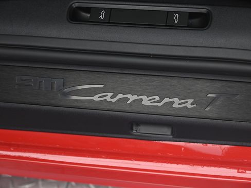 Certified 2026 Porsche 911 Carrera T RWD image 24