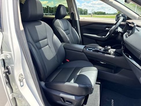 Used 2023 Nissan Rogue SL w/ SL Premium Package AWD/4WD image 31