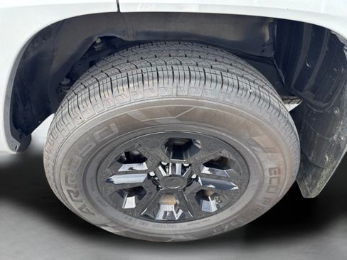 Used 2024 Toyota 4Runner SR5 RWD image 36