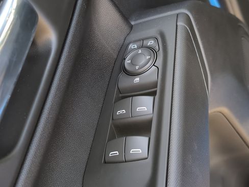 New 2025 Chevrolet Silverado 1500 Custom image 12