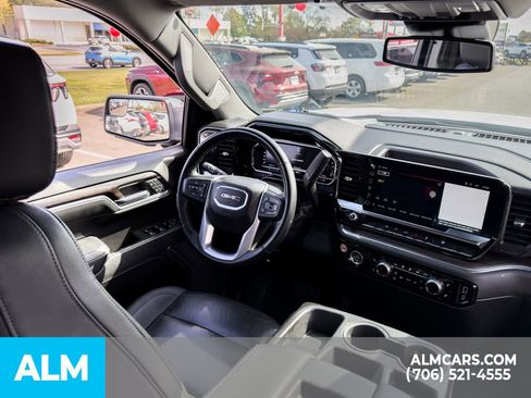 Used 2024 GMC Sierra 1500 SLT image 18